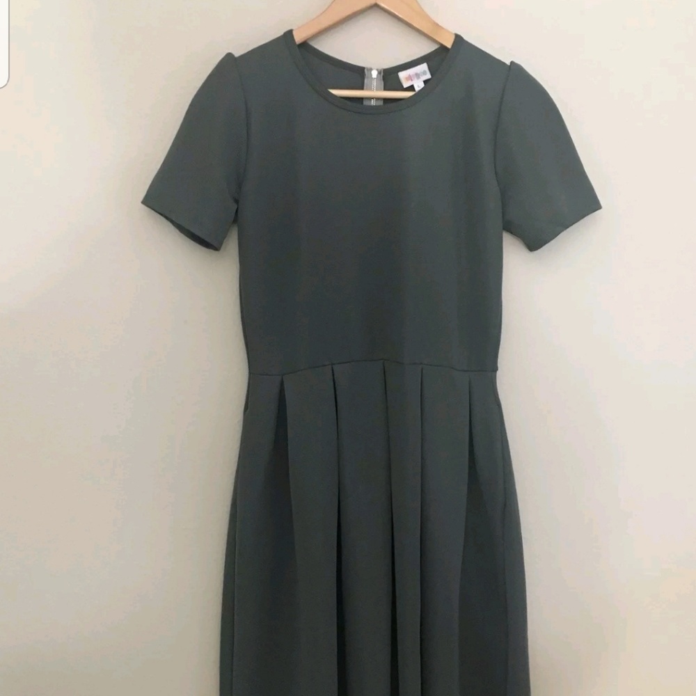 Lularoe large Ameila dress gray